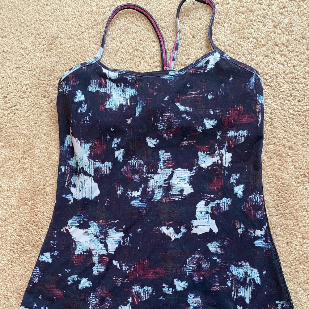 Lululemon power y tank size 4